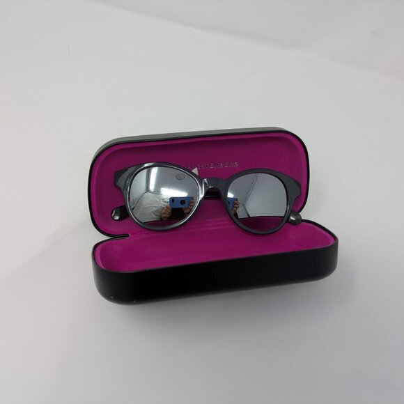 DVF Sunglasses Gray with case main image 8